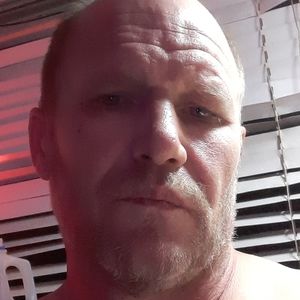 Meet your Posher, Marshall